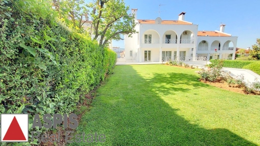 (For Sale) Residential Detached house || East Attica/Anoixi - 500 Sq.m, 6 Bedrooms, 550.000€ 