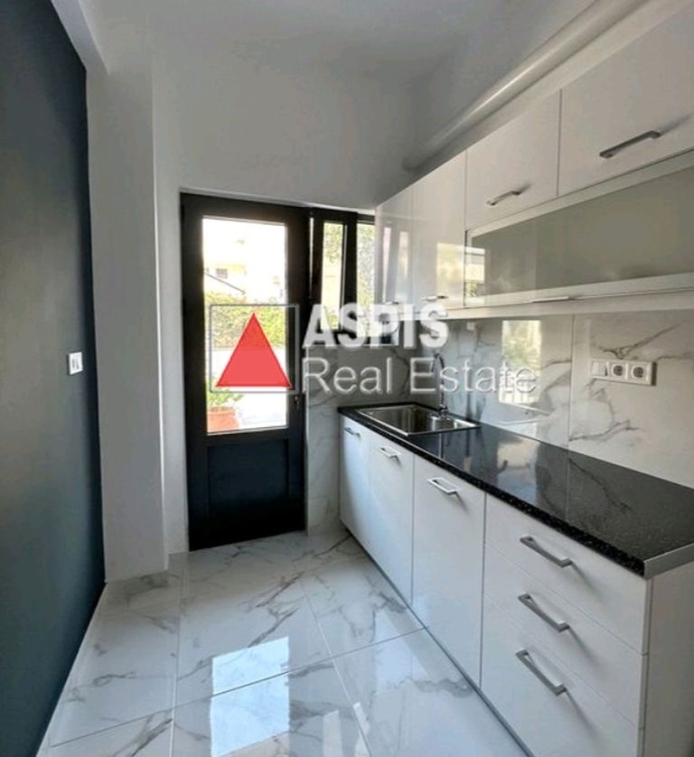 (For Rent) Residential Floor Apartment || Athens South/Argyroupoli - 107 Sq.m, 2 Bedrooms, 1.000€ 