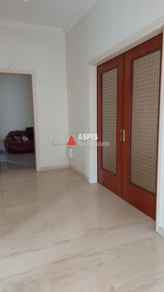 (For Sale) Residential Floor Apartment || Athens Center/Ilioupoli - 113 Sq.m, 3 Bedrooms, 220.000€ 