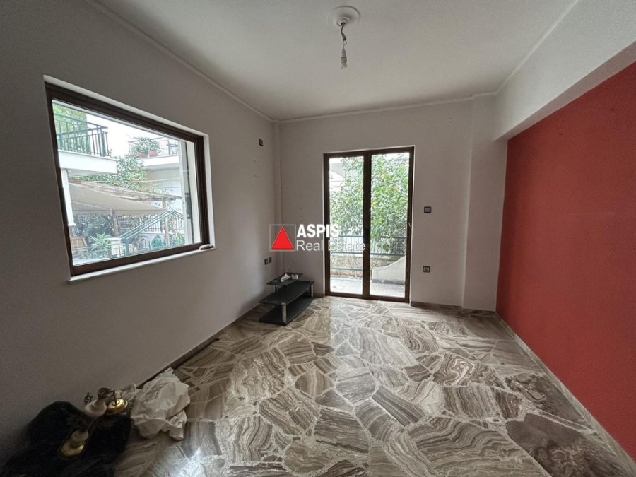 (For Sale) Residential Floor Apartment || Athens South/Argyroupoli - 60 Sq.m, 2 Bedrooms, 140.000€ 