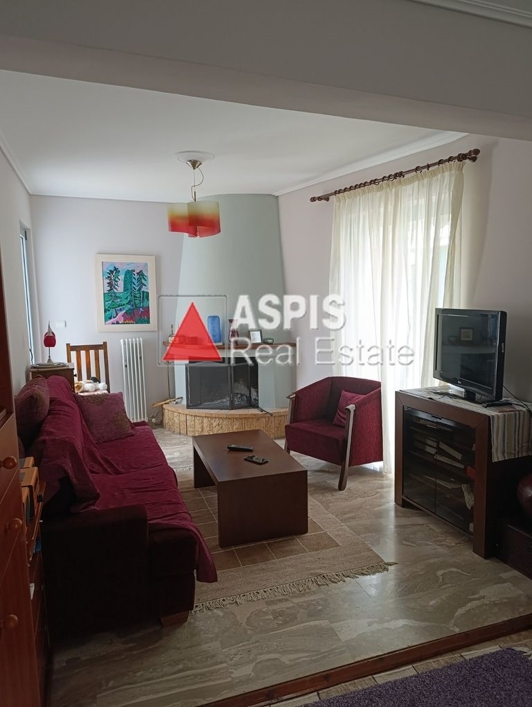 (For Sale) Residential Floor Apartment || Athens Center/Vyronas - 66 Sq.m, 1 Bedrooms, 225.000€ 