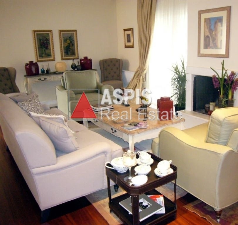 (For Sale) Residential Maisonette || East Attica/Vari-Varkiza - 207 Sq.m, 3 Bedrooms, 530.000€ 