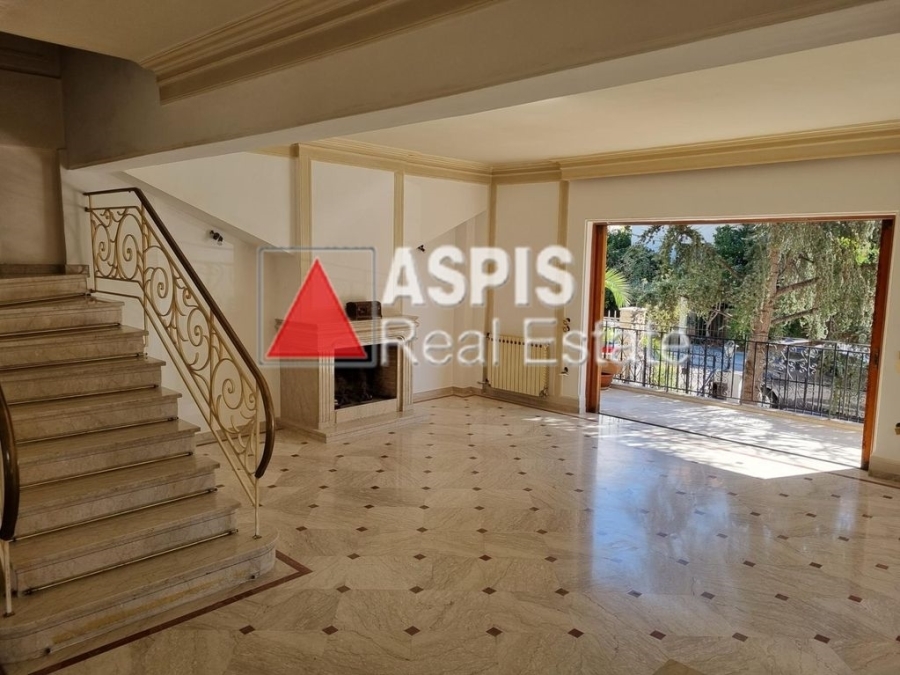 (For Sale) Residential Detached house || East Attica/Voula - 201 Sq.m, 4 Bedrooms, 765.000€ 